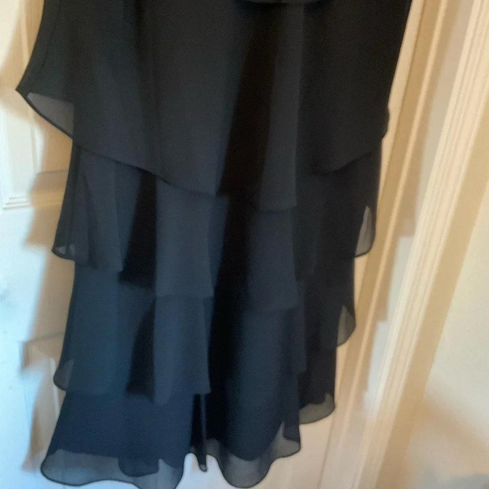 Patra Black Chiffon Tiered Sheath Dress with Capelet Sleeves, Size 16 - Picture 8 of 12